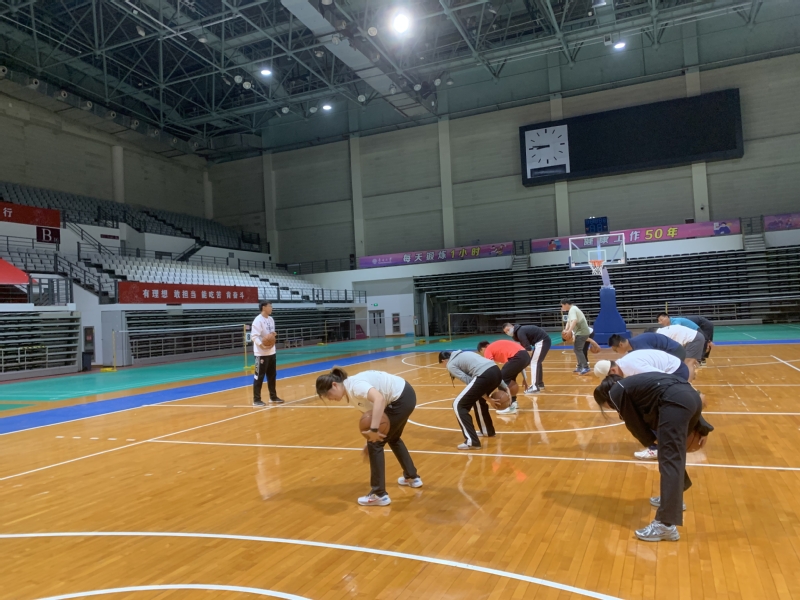 王长庆回应“摘桃”：启蒙不是我带的就算摘桃？我们考察了200多人